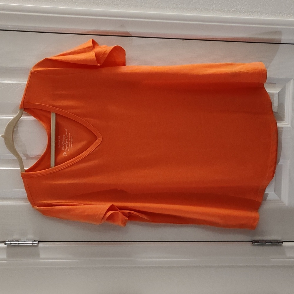 Torrid Orange Girlfriend Signature Jersey V-Neck Tee Size 1 1X 14-16